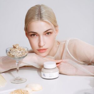 Ground Rice and Honey Glow Mask