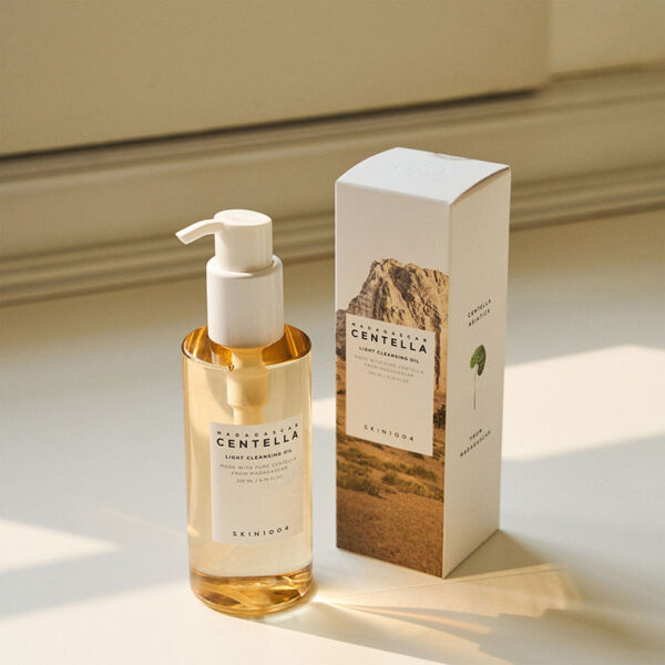 Centella Light Cleansing Oil – Image 2