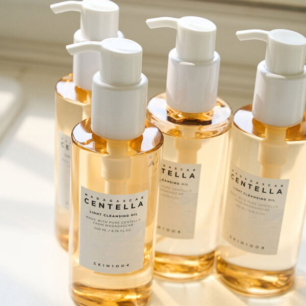 Centella Light Cleansing Oil – Image 4